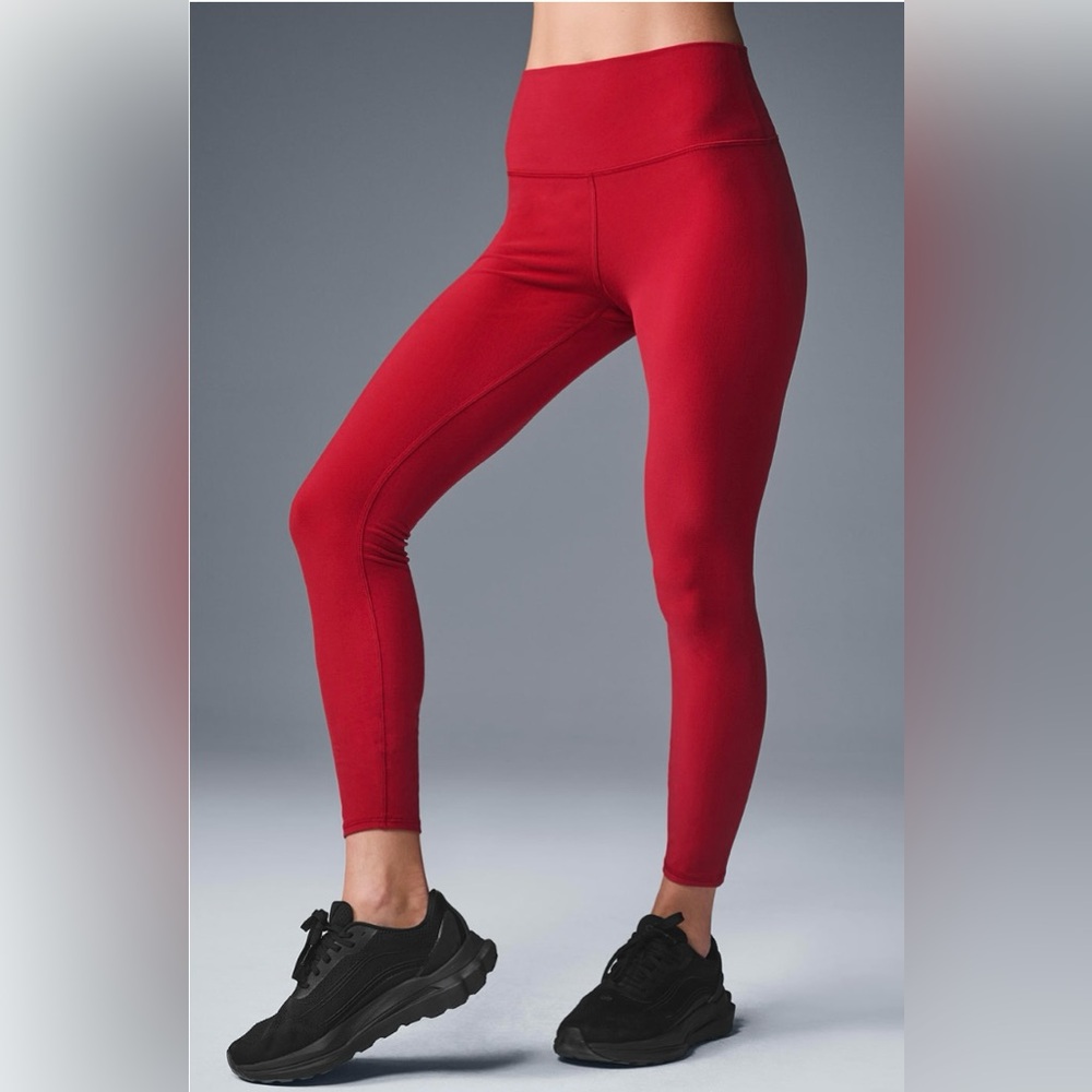 SUPER RARE!🦄 NWT ALO Yoga Alosoft High-Waist 7/8 Highlight Leggings M Bold Red